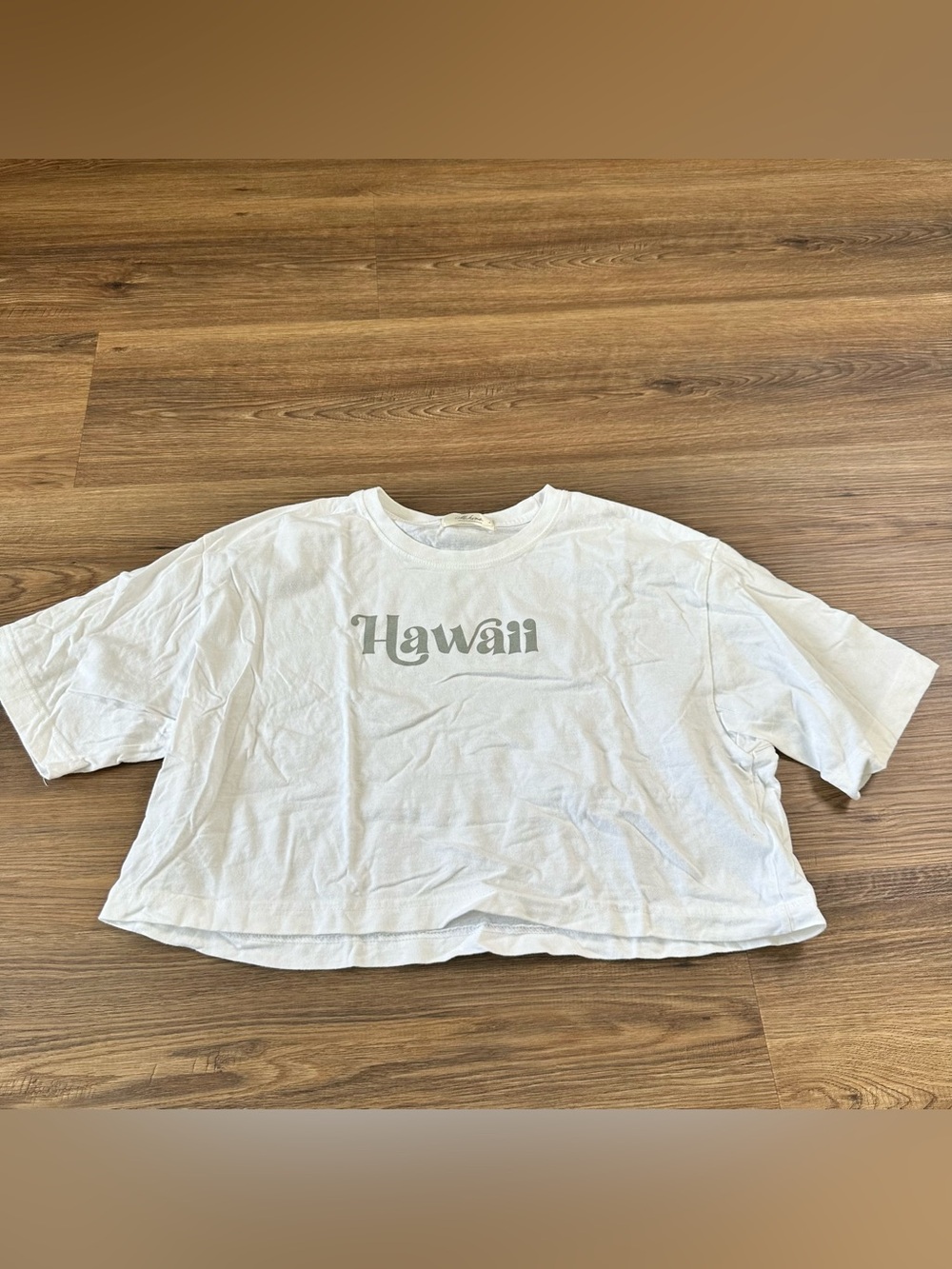 Mahina Hawaii White Graphic Boxy Fit Crop Top Womens Large Shirt Beach Casual